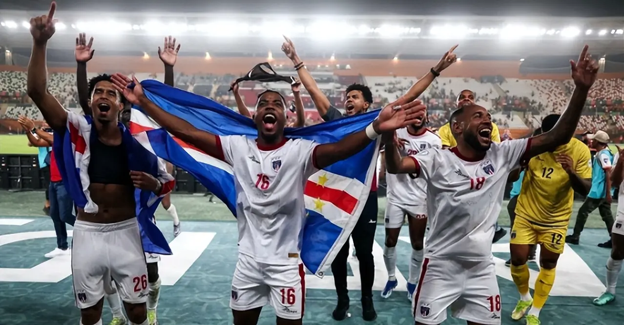 身实力密切, 多少踢球的 身实力密切, 多少踢球的