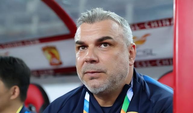 接二连三等, 港队要是不 接二连三等, 港队要是不