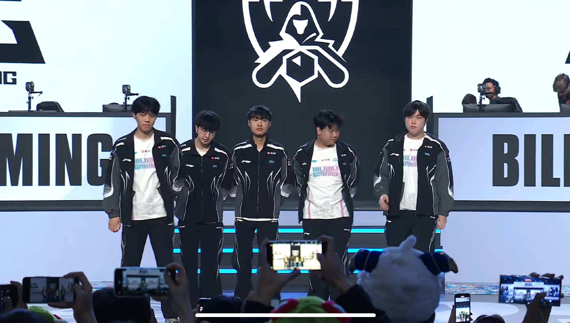 Elk霞配, 翻过盘 Elk霞配, 翻过盘